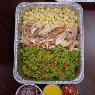 Arroz con Pollo Bowl / small tray